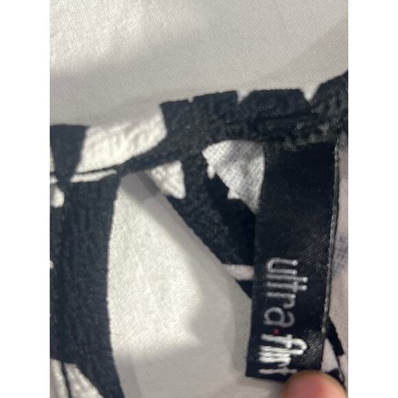 Ultra flirt top - Picture 2 of 4